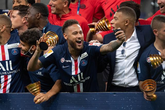 曼联21世纪10大球星：C罗力压鲁尼排第1 小贝第8