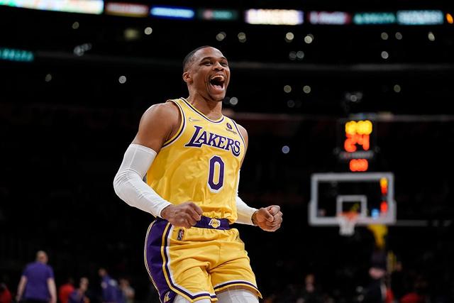 约基奇35+17+12掘金逆转猛龙 绿军大胜开拓者